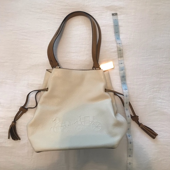 Coach Andy tote with horse and carriage - Picture 11 of 16